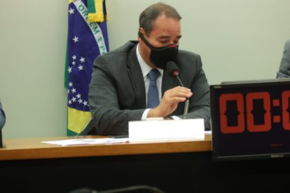 Comissão da Reforma Política debate coligações e financiamento de campanha
