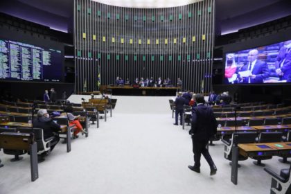 Câmara dos Deputados conclui votação do novo Código Eleitoral