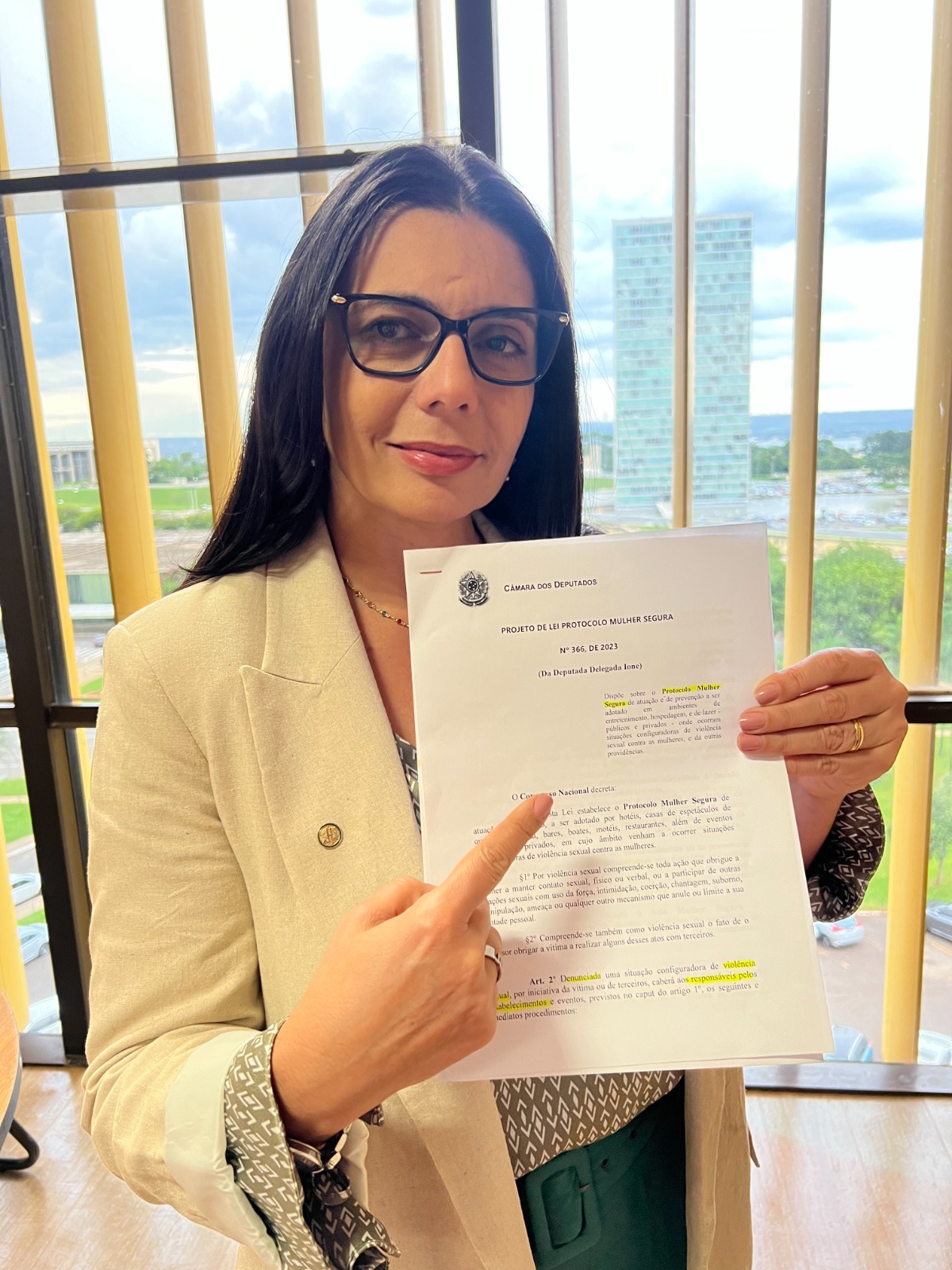 Deputada Ione Barbosa Apresenta Projeto De Lei Em Defesa Das Mulheres