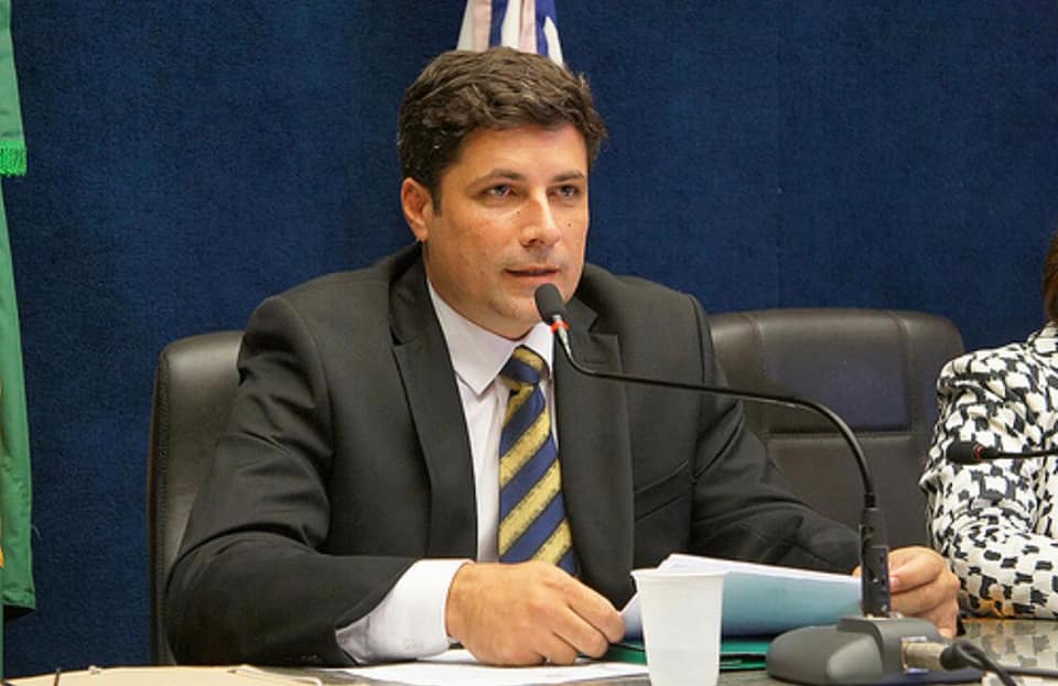 Projeto do deputado Carlos Von prevê proibição de restrição em plano de saúde