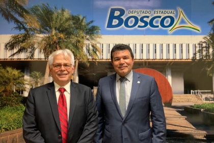 Deputado Bosco recebe em seu gabinete o presidente da Codemig