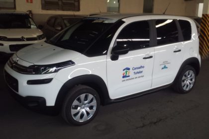 DEPUTADO LUIS TIBÉ DESTINA KIT PARA CONSELHO TUTELAR DE CONTAGEM (MG)