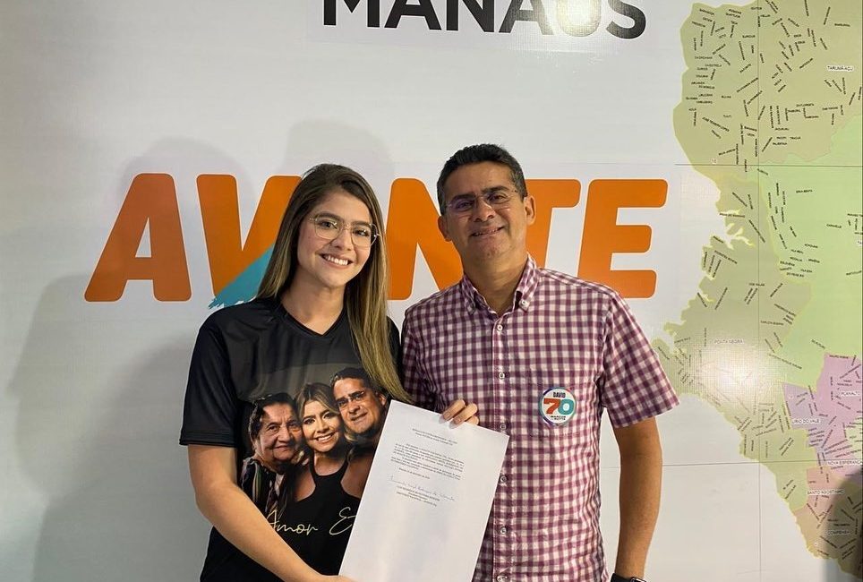 FERNANDA ARYEL É EMPOSSADA PRESIDENTE NACIONAL DO JOVEM AVANTE