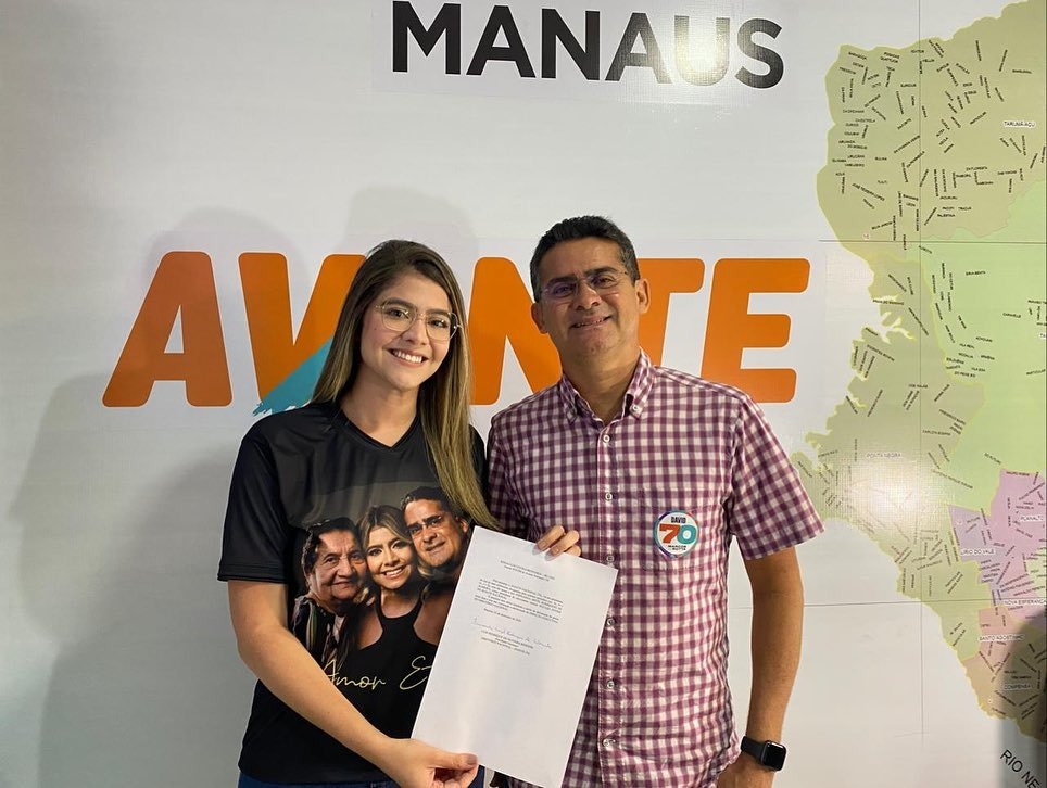 FERNANDA ARYEL É EMPOSSADA PRESIDENTE NACIONAL DO JOVEM AVANTE