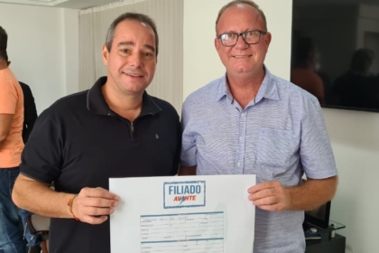 PRESIDENTE NACIONAL FILIA PREFEITO DE BERTÓPOLIS (MG) AO AVANTE