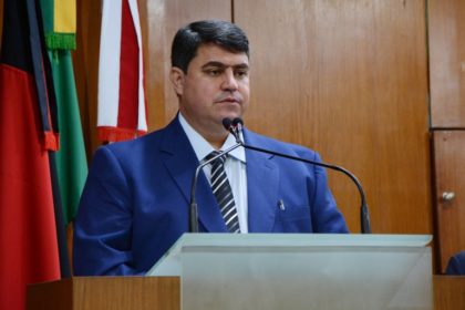 Dinho, vereador do Avante, assume prefeitura de João Pessoa interinamente