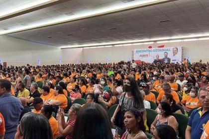 Avante Rondônia reúne multidão em Encontro Estadual com presença do pré-candidato à Presidência André Janones