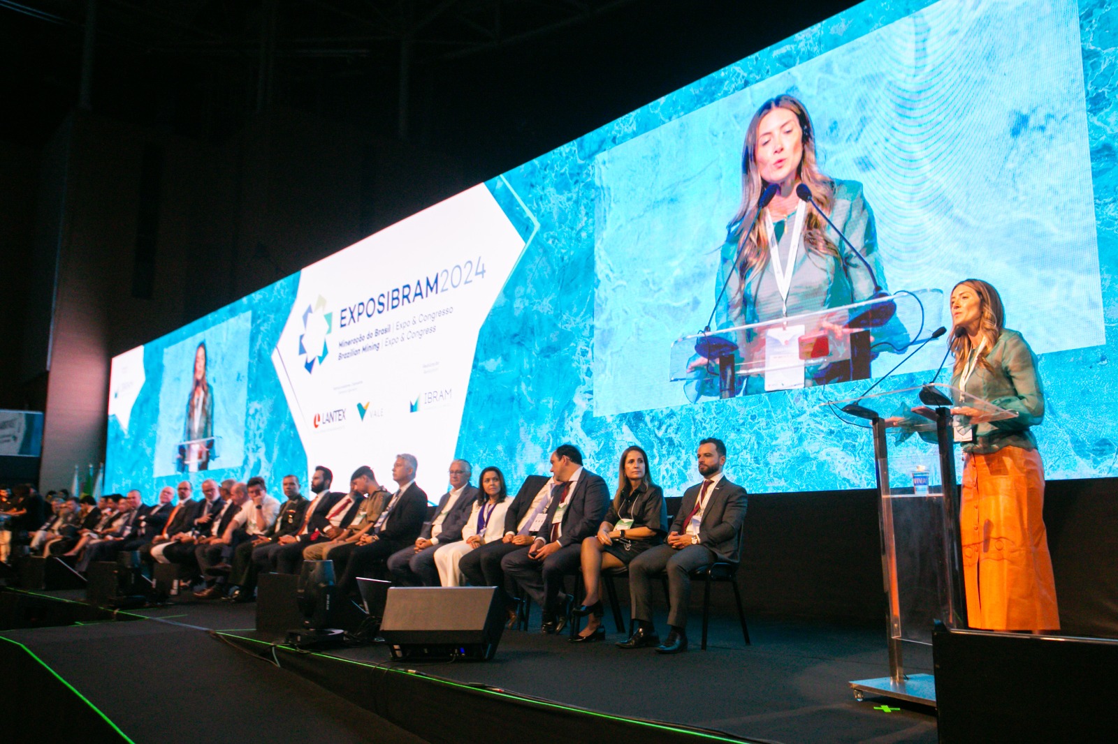 Deputada Federal Greyce Elias representa a Câmara dos Deputados como Titular da Frente Parlamentar na Exposibram 2024; maior evento do setor mineral da América Latina