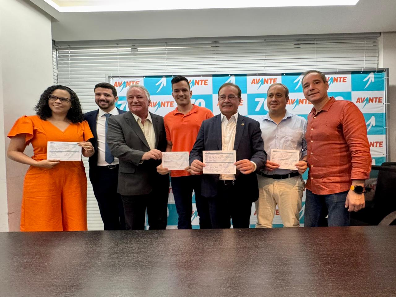 Avante cresce na Bahia e amplia bancada na Assembleia com filiação de três deputados estaduais