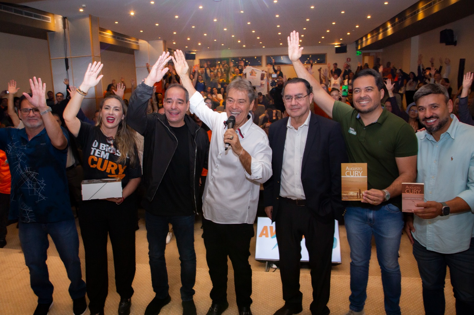 Avante-DF reúne lideranças em grande encontro com Augusto Cury, Gim Argello e Arruda