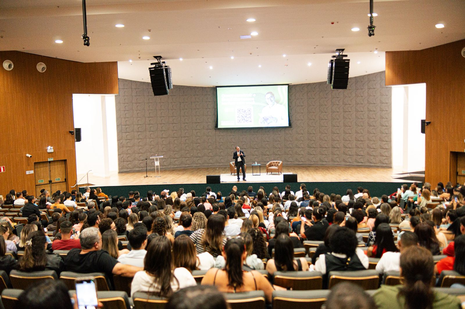 Augusto Cury reúne lideranças em Goiânia e fortalece projeto nacional para 2026